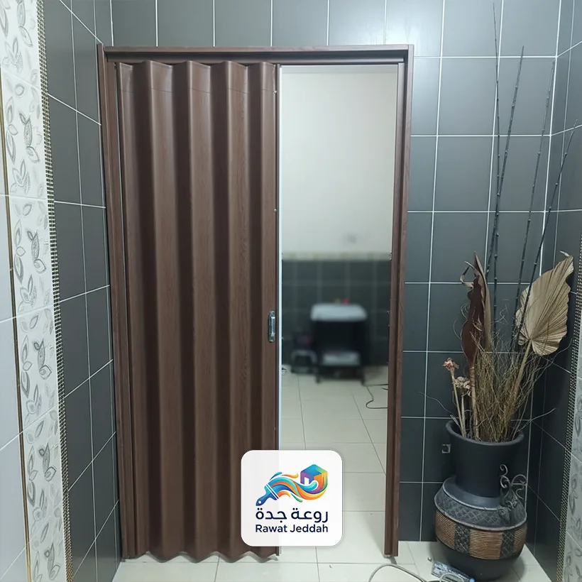 اكورديون باب سحب يدوي