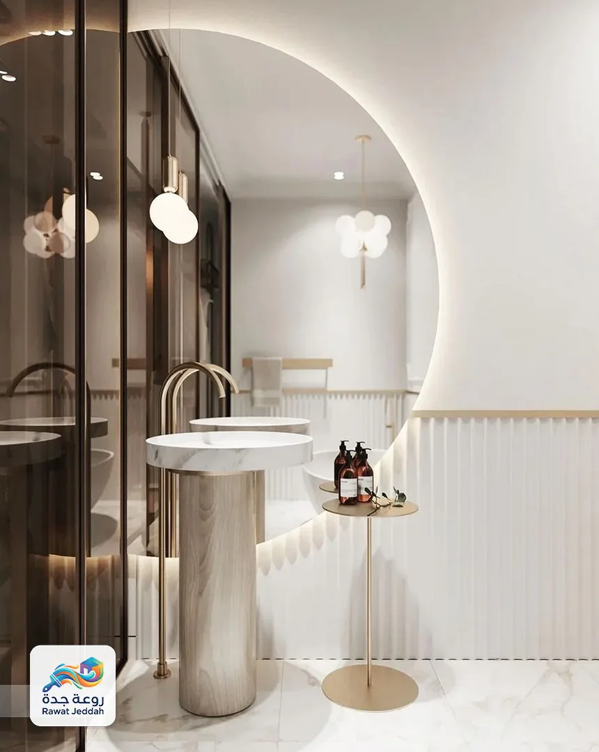 مرايات مضيئة